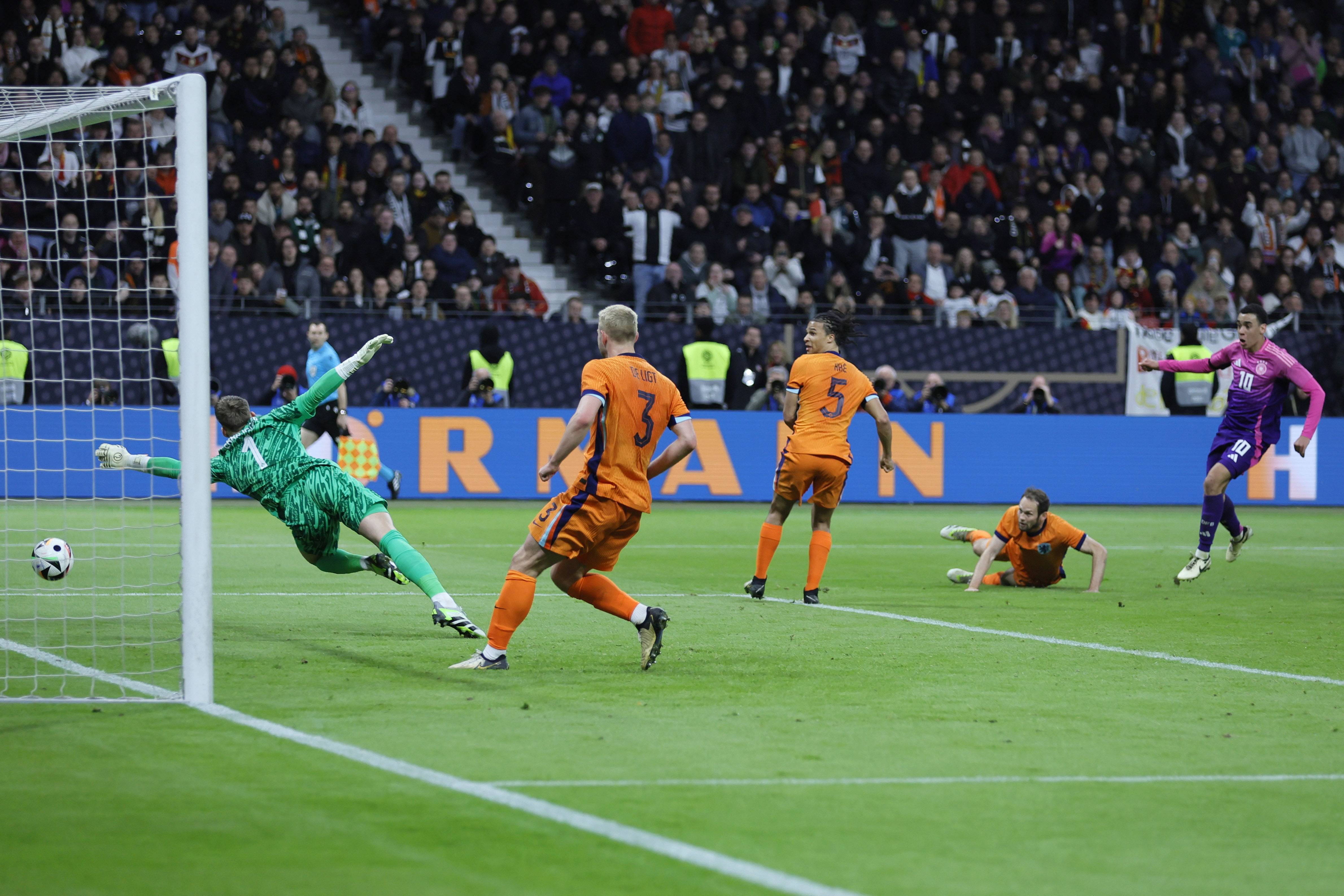 巴佩的复出 巴佩的复出