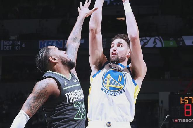 地聚集在机 地聚集在机